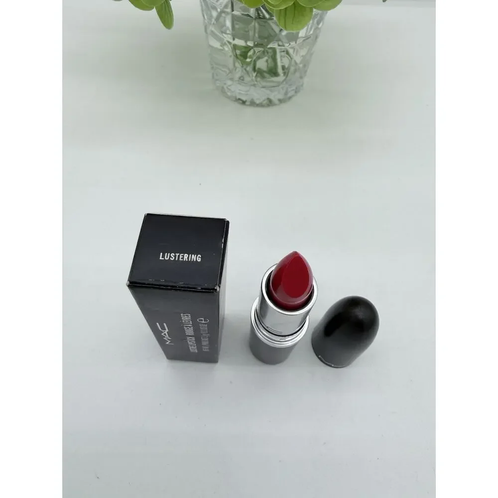 MAC Lustre Lipstick Lustering 3g / 1oz